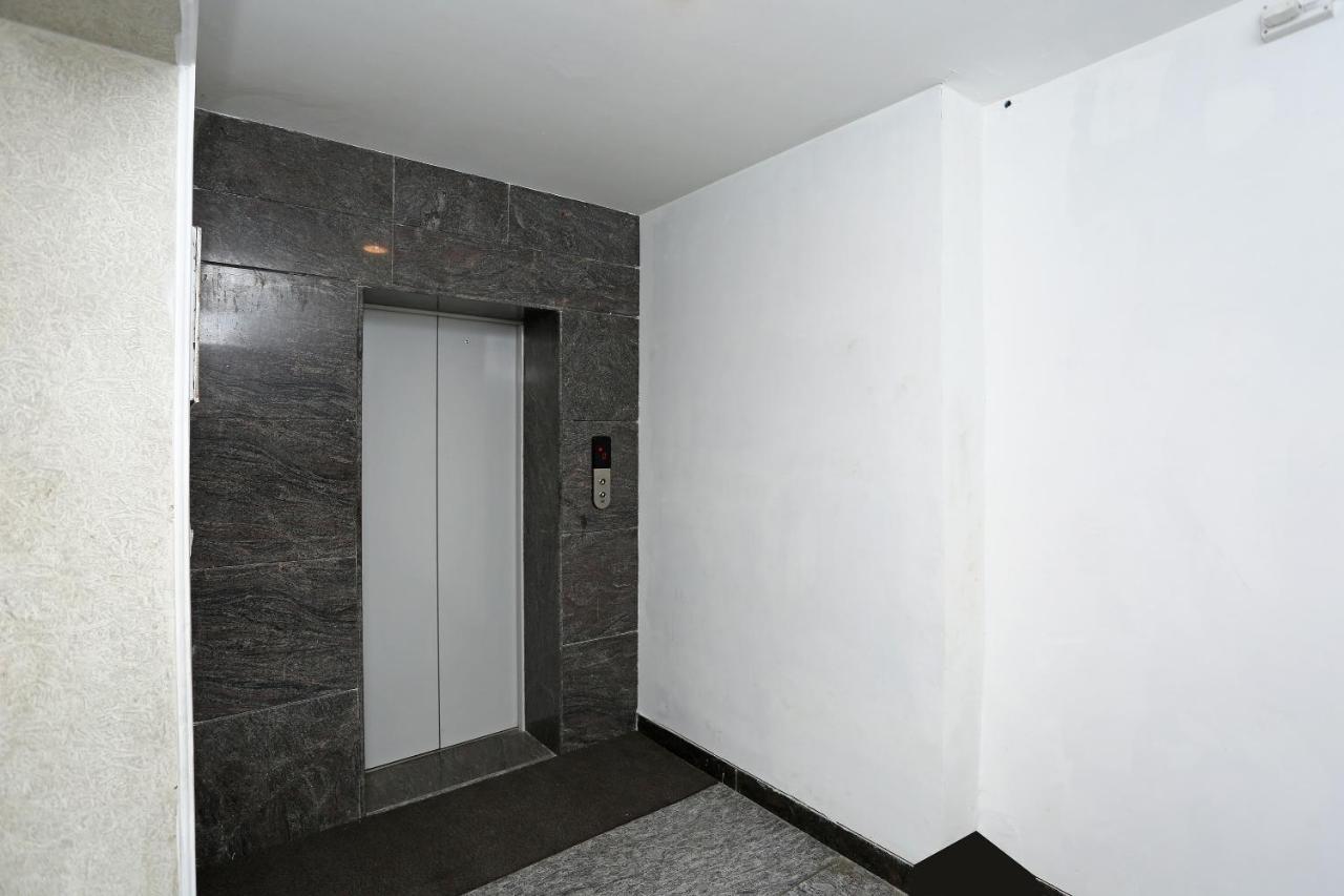 Airport Hotel Ambrosia Ню Делхи Екстериор снимка