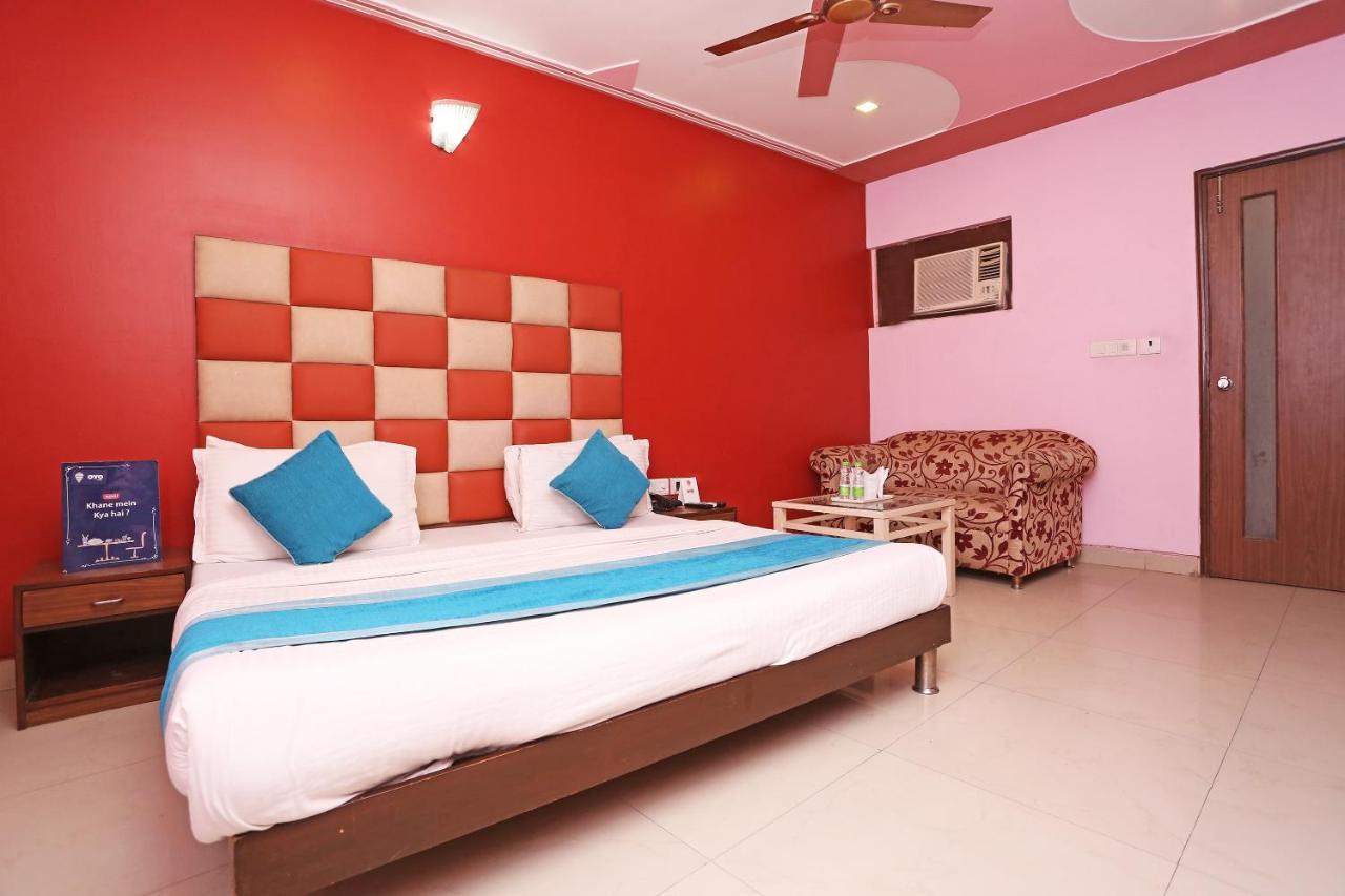 Airport Hotel Ambrosia Ню Делхи Екстериор снимка