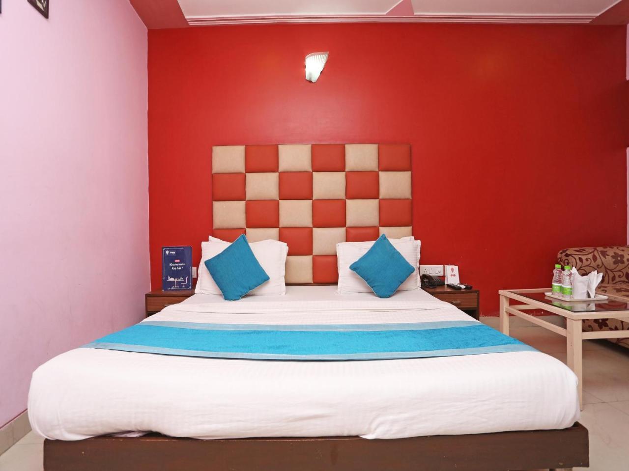 Airport Hotel Ambrosia Ню Делхи Екстериор снимка
