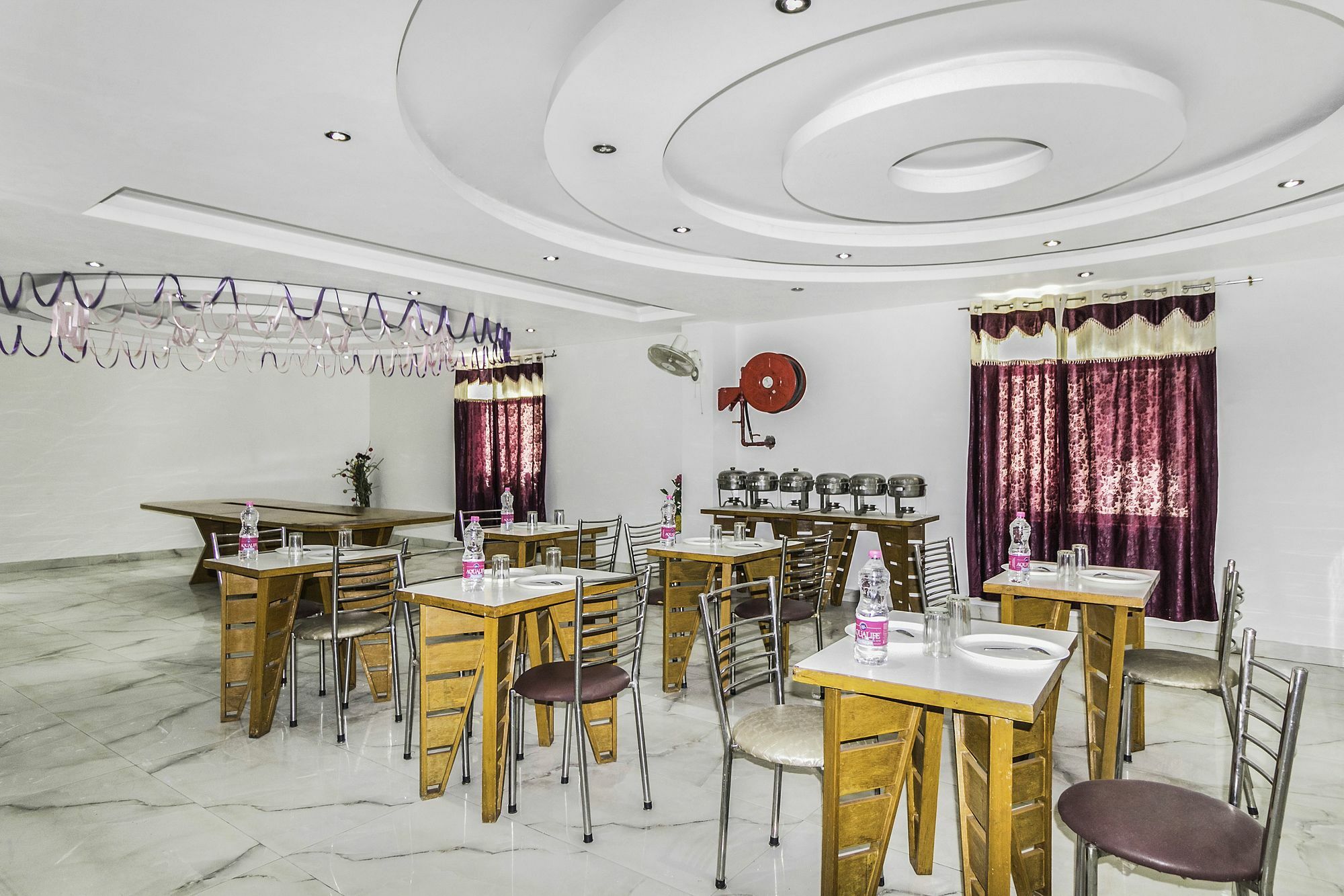 Airport Hotel Ambrosia Ню Делхи Екстериор снимка